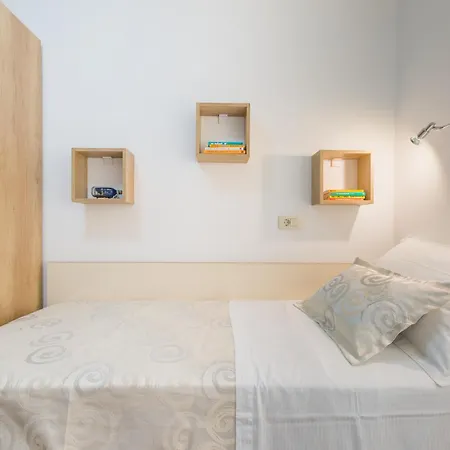 Grgur Apartman *